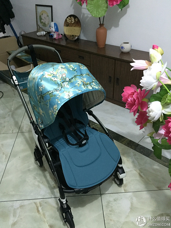 婴儿推车_BugabooBee3梵高限量版_StokkeQuinnyBugaboo婴儿车对比