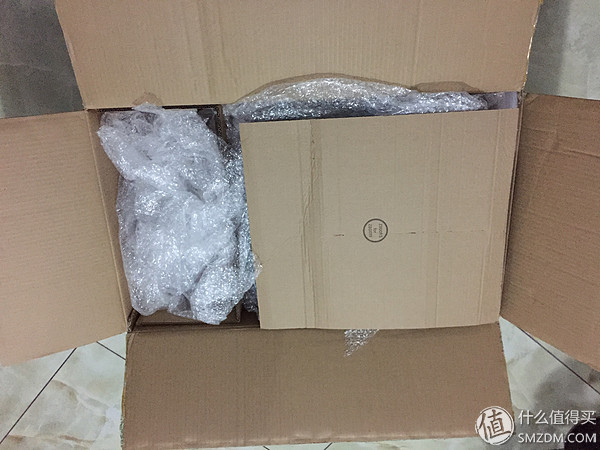 BugabooBee3梵高限量版_婴儿推车_StokkeQuinnyBugaboo婴儿车对比