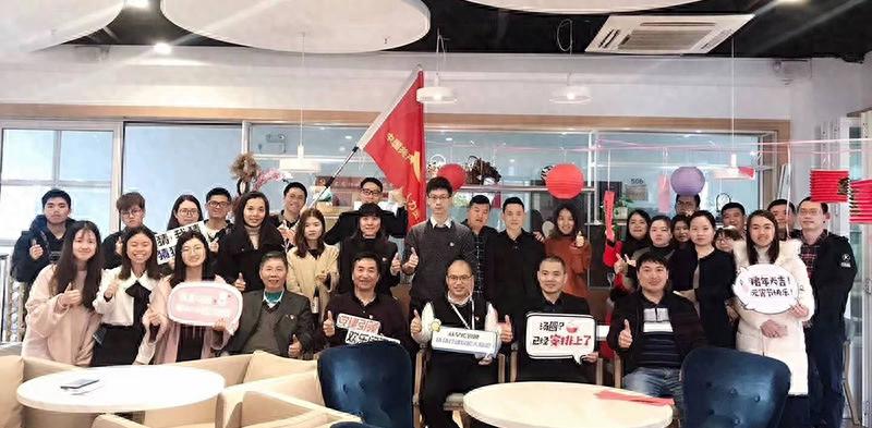 跨境独立站搭建_多语言多币种支持_微信小程序开发_跨境产品设计