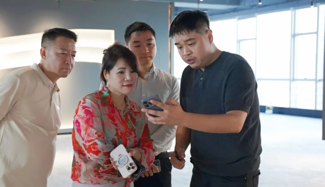 AI智能体与硬件出海融合应用_L4级智能体母体系统 MasterAgent 产业化落地_跨境电商数字化工具