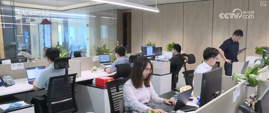 跨境支付方式_跨境支付通 内地香港快速支付系统互联互通 跨境汇款费用降低