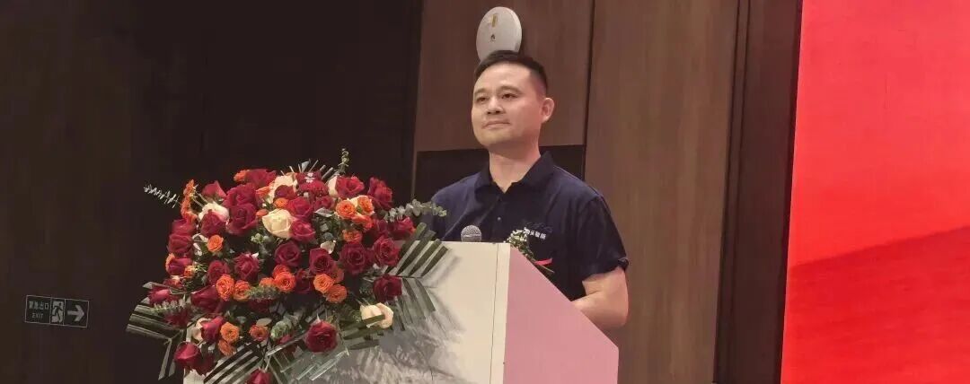 九学王智能教育终端解决方案出货量4000万台_智能教育_实丰文化熊熊乐园智宠玩具开发合作