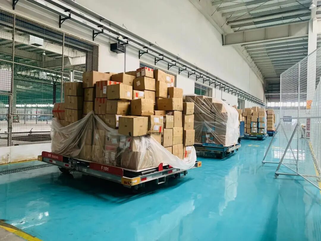 推动航空物流提速增效 优化通关服务——温州机场跨境电商业务顺利开通