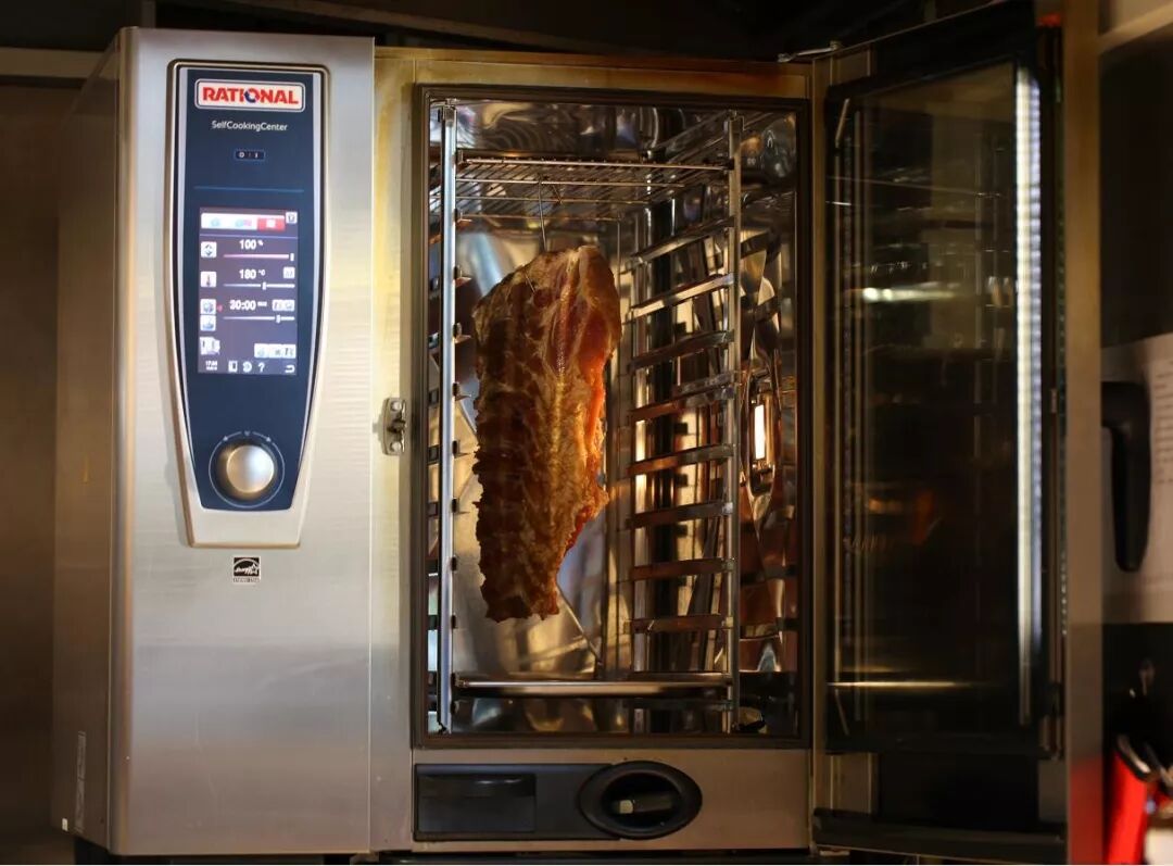 庆祝首家智能环保餐厅入驻生态设计小镇！