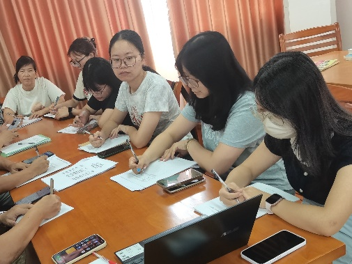 教研教学 | 生物教研组开展“AI赋能教学”专题培训